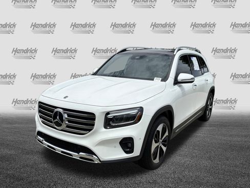 Used 2024 Mercedes-Benz GLB 250 image 7