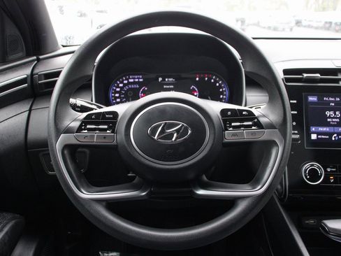 Used 2022 Hyundai Santa Cruz SEL image 21