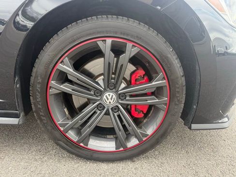 Used 2019 Volkswagen Jetta GLI image 4
