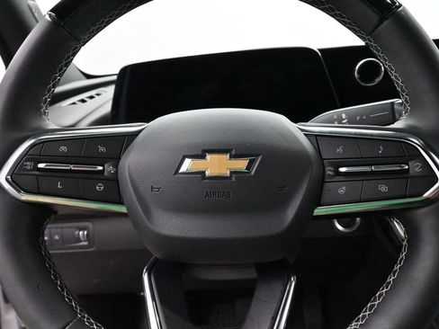 Used 2025 Chevrolet Traverse High Country FWD image 19