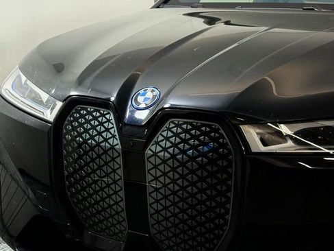 Used 2023 BMW iX M60 w/ Executive Package image 12