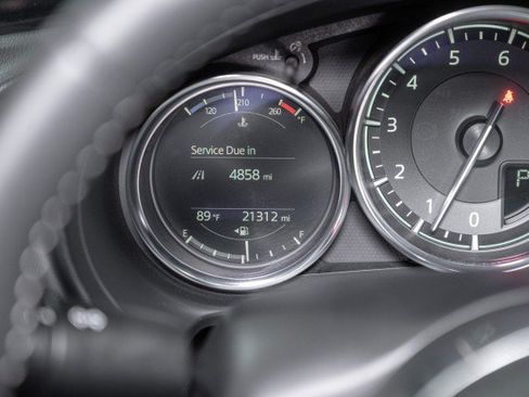 Used 2023 MAZDA MX-5 Miata Grand Touring RWD image 19