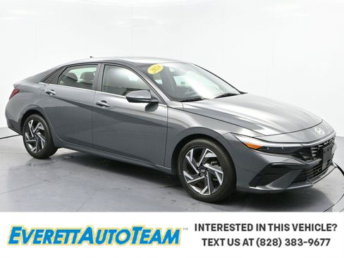 Used 2024 Hyundai Elantra SEL w/ Convenience Package FWD image 1