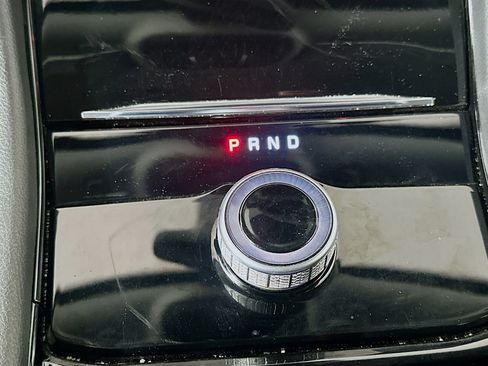 Used 2023 Jeep Grand Cherokee L Laredo image 24