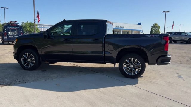 Used 2023 Chevrolet Silverado 1500 RST w/ Protection Package AWD/4WD image 7