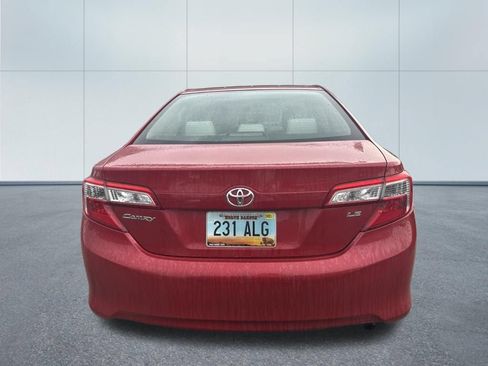 Used 2014 Toyota Camry LE FWD image 7