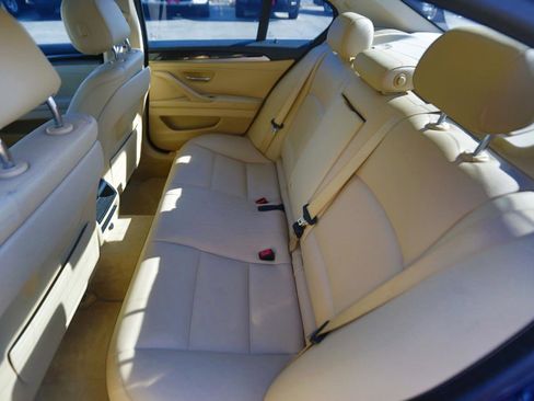 Used 2015 BMW 528i Sedan image 11
