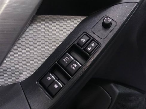 Used 2018 Subaru Forester 2.5i Premium AWD/4WD image 20