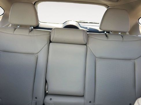 Used 2016 Honda CR-V Touring image 14