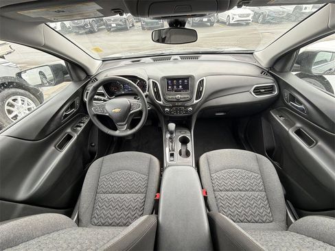 Certified 2024 Chevrolet Equinox LT image 12
