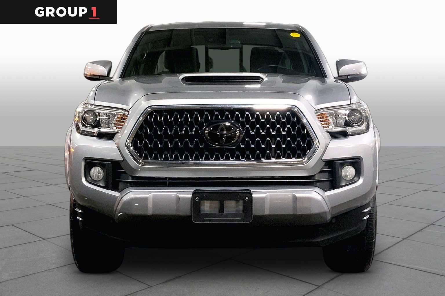 Certified 2018 Toyota Tacoma TRD Sport w/ Technology Package AWD/4WD image 4