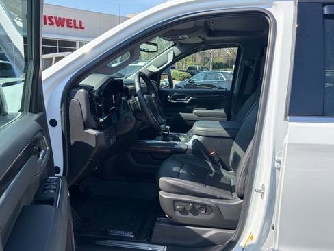 Used 2025 Chevrolet Silverado 1500 LTZ w/ Z71 Off-Road Package image 16