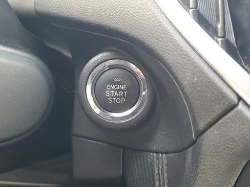 Used 2022 Subaru Forester Premium image 29