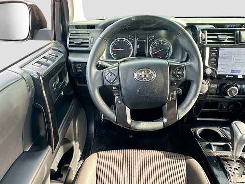 Used 2022 Toyota 4Runner TRD Off-Road AWD/4WD image 20