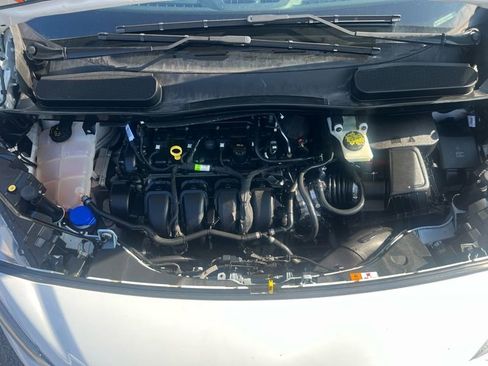 Used 2020 Ford Transit Connect XL image 29