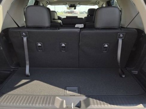 New 2026 Honda Pilot Touring image 18