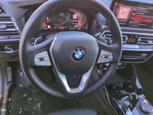 Used 2024 BMW X3 xDrive30i w/ Premium Essential Package image 17