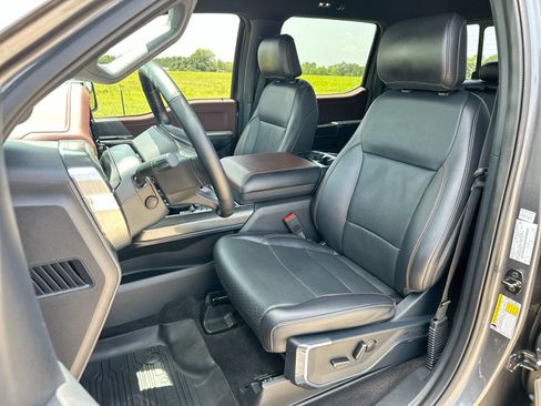 Used 2021 Ford F150 Lariat w/ Equipment Group 502A High AWD/4WD image 11