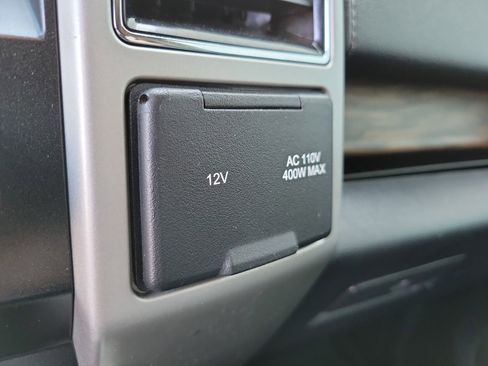 Used 2019 Ford F150 Lariat AWD/4WD image 18