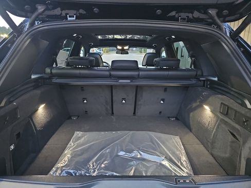 New 2026 BMW X5 xDrive50e w/ Climate Comfort Package AWD/4WD image 14