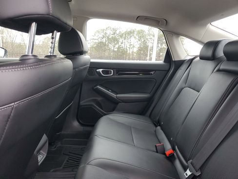 Used 2024 Honda Civic Touring image 11