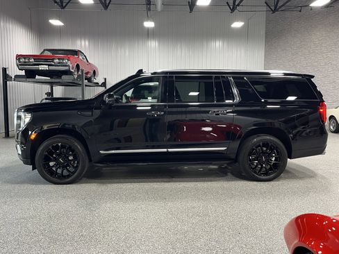 Certified 2024 GMC Yukon XL Denali w/ Max Trailering Package AWD/4WD image 2