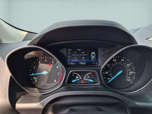 Used 2017 Ford Escape Titanium AWD/4WD image 16