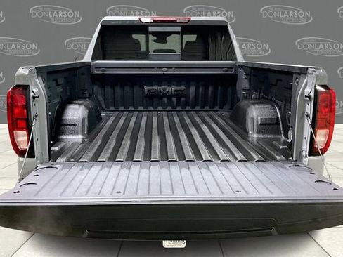 Certified 2024 GMC Sierra 1500 SLE w/ Preferred Package image 9