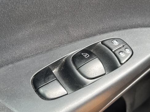 Used 2013 Nissan Sentra SV w/ Driver Pkg FWD image 20