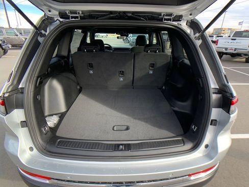 New 2026 Jeep Grand Cherokee Laredo AWD/4WD image 23
