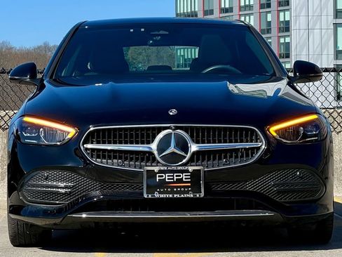 Used 2023 Mercedes-Benz C 300 4MATIC Sedan image 3