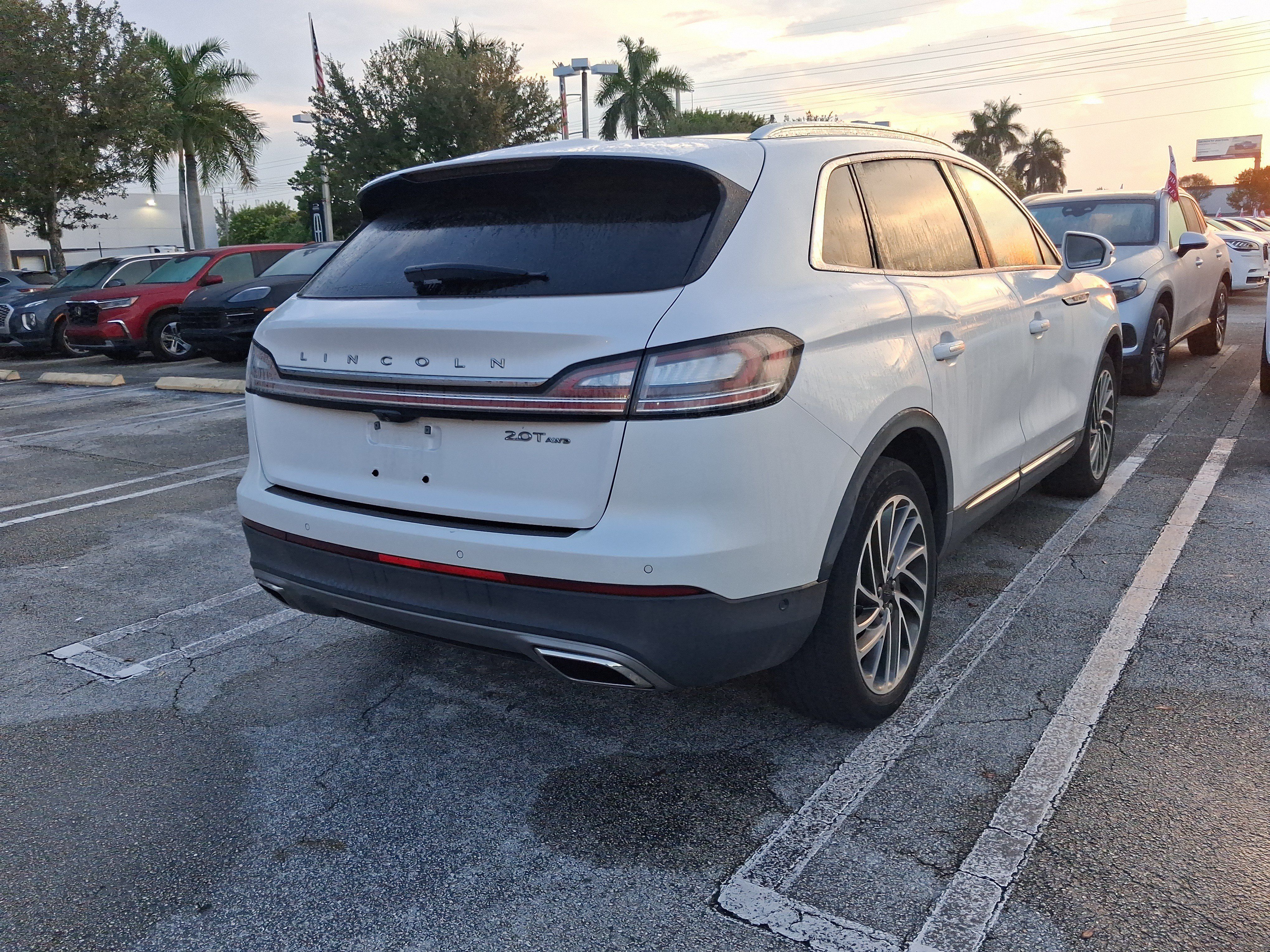 Used 2019 Lincoln Nautilus Reserve AWD/4WD image 4