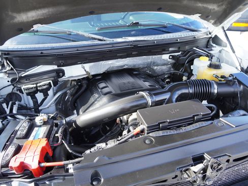 Used 2013 Ford F150 XLT w/ Mid Equipment Group image 14