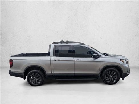 Used 2021 Honda Ridgeline Sport image 7