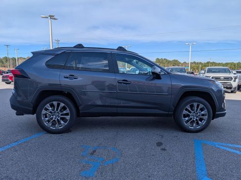 New 2025 Toyota RAV4 XLE Premium image 6