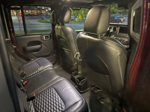 Used 2021 Jeep Wrangler Unlimited Sport AWD/4WD image 16