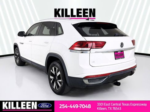 Used 2021 Volkswagen Atlas Cross Sport SE image 4