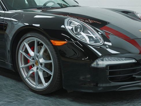 Used 2015 Porsche 911 Carrera S image 37