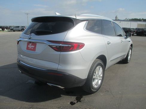 Used 2021 Buick Enclave Preferred image 6
