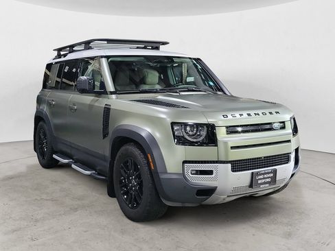 Certified 2020 Land Rover Defender 110 HSE AWD/4WD image 7