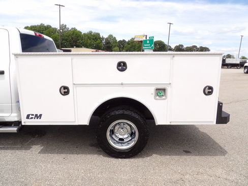 Used 2024 RAM 3500 Tradesman w/ Chrome Appearance Group AWD/4WD image 48