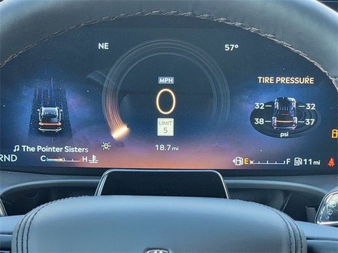 New 2026 Lincoln Aviator AWD image 35