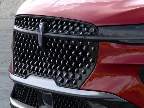 New 2026 Lincoln Nautilus Premier AWD/4WD image 16