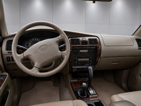Used 2001 Toyota 4Runner Limited AWD/4WD image 6