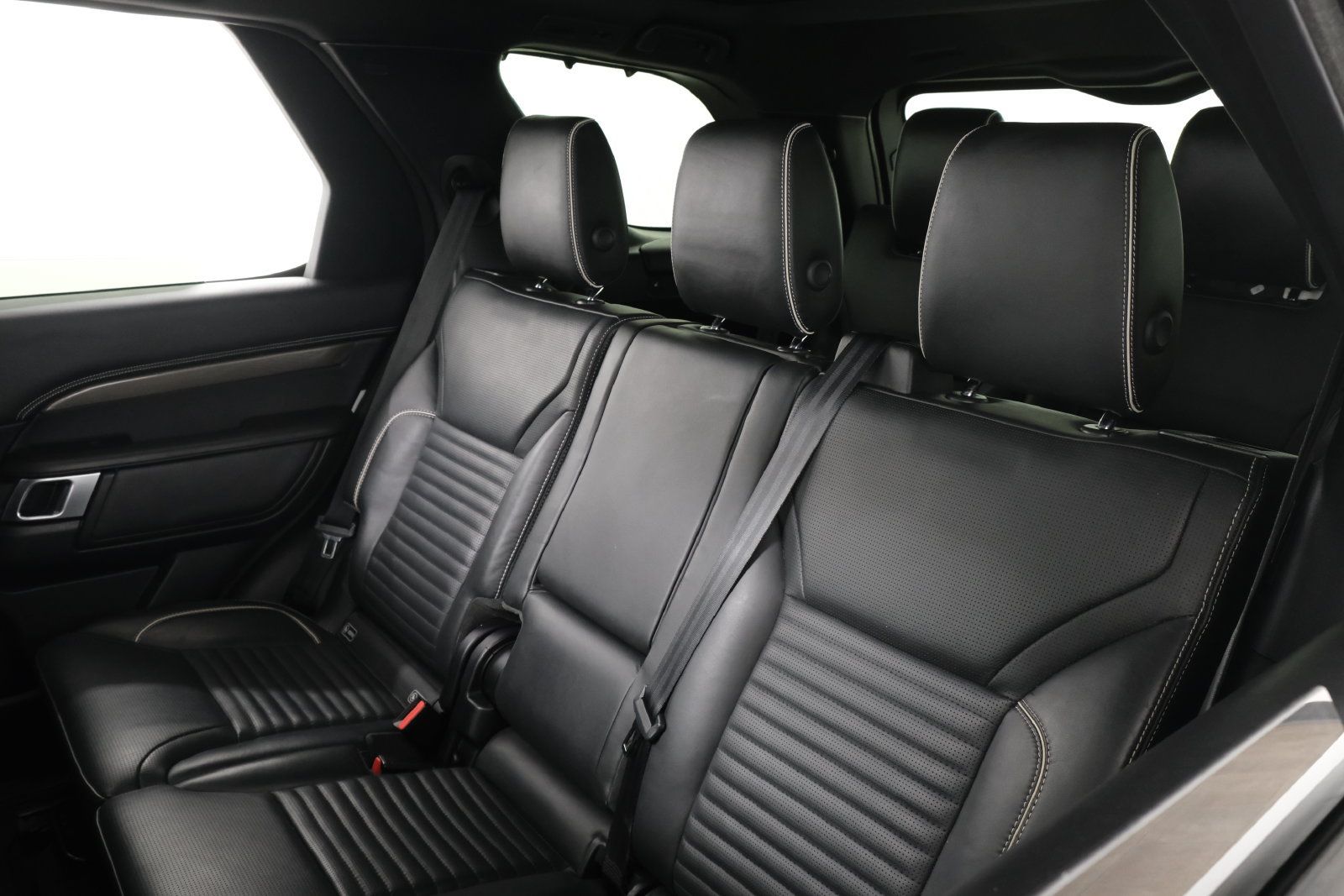 Used 2019 Land Rover Discovery HSE Luxury AWD/4WD image 34