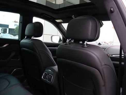 Used 2022 Maserati Levante Modena image 44