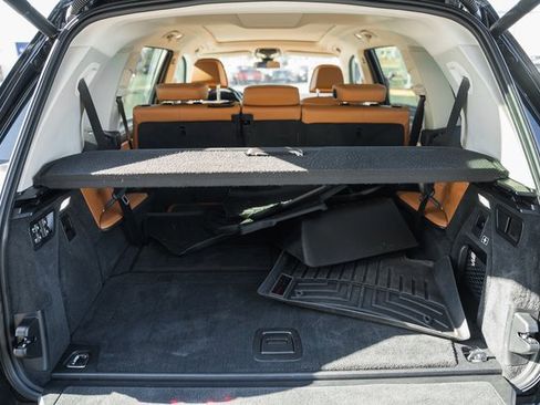 Used 2020 BMW X7 xDrive40i w/ Premium Package image 10