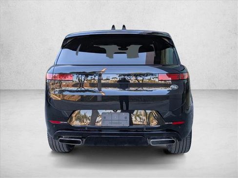 Certified 2023 Land Rover Range Rover Sport SE Dynamic image 7