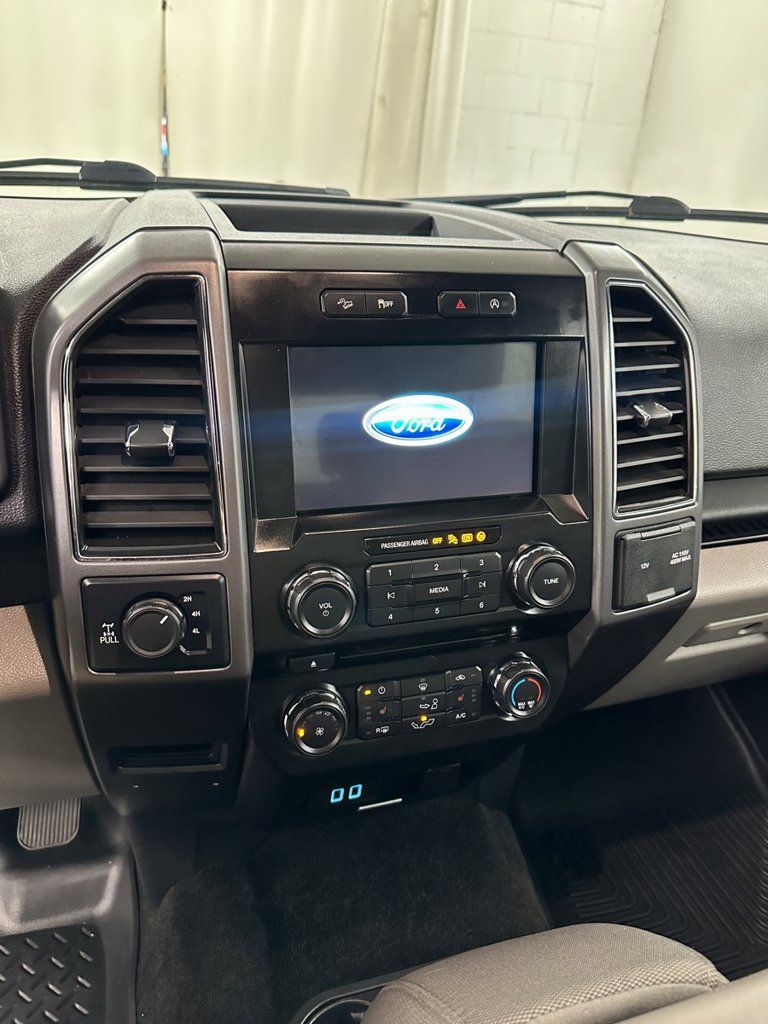 Used 2017 Ford F150 XLT w/ Equipment Group 302A Luxury AWD/4WD image 19