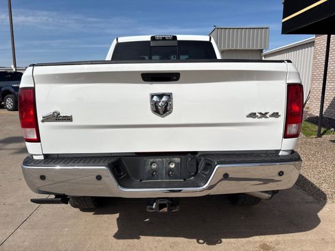 Used 2018 RAM 2500 Big Horn w/ Harvest Edition image 11